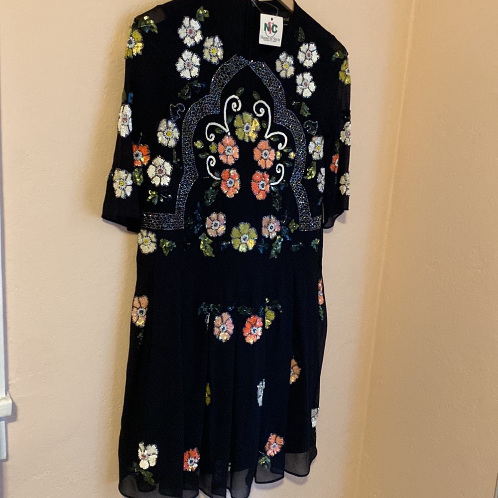 Needle&thread embellished black floral Locket dress size 2 - Picture 13 of 13